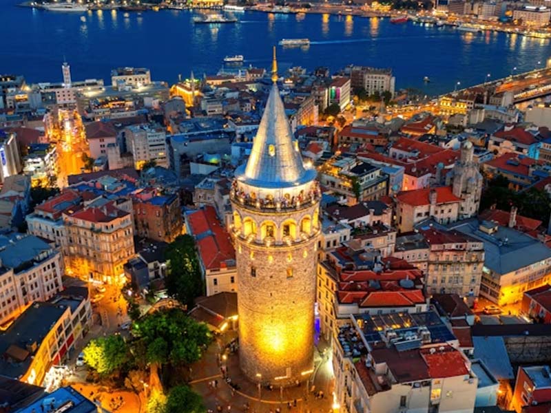 زمان برای رزرو تور استانبول نکات مهم برای سفر به شهر دو قاره ای تصویر 1