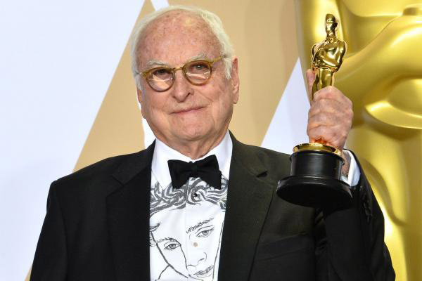 Screenwriter James Ivory wears Timothee Chalamet shirt to Oscars
