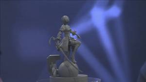 تصویر مجسمه نمونه اولیه قهرمان بازی NieR: Automata