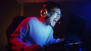 راهکارهای کاهش پینگ برای گیمرهای حرفه‌ای