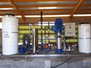 دستگاه تصفیه آب صنعتی چیست و لوازم اصلی آن کدام اند؟